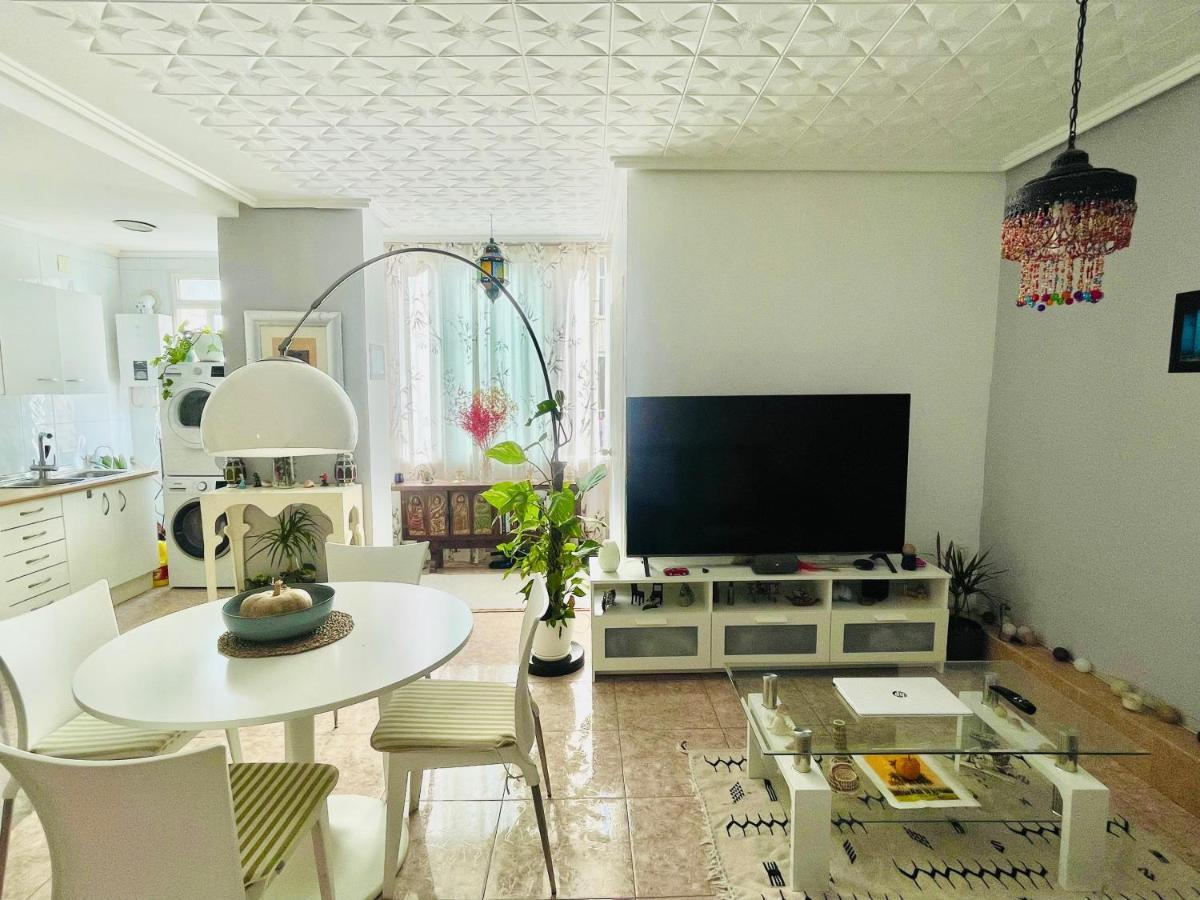 Quarto em Acomodações Particulares Privada En Piso Compartido